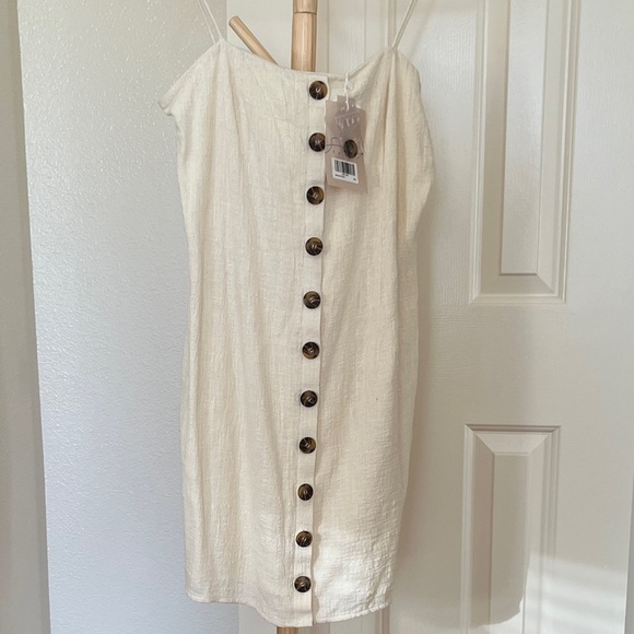 Sabo Skirt Dresses & Skirts - NWT Sabo Skirt- Textured Cotton Cream Button-Front Mini Dress